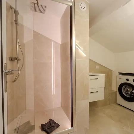 Apartmán Centre - Palais A Pied - Prestige 3 Et - 8 Pers *